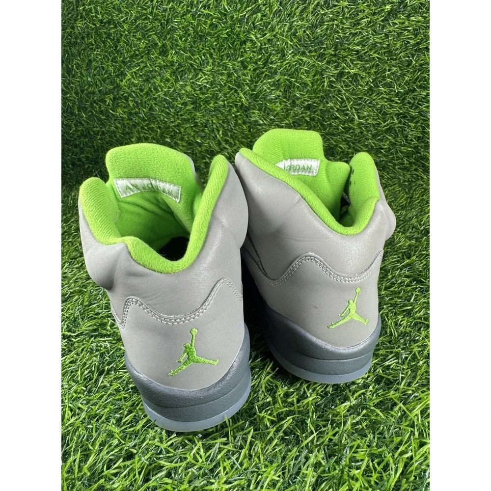 Air Jordan 5 Retro GS Size 7Y / Womens Sz 8.5 Green Bean Silver Grey DQ3734-003